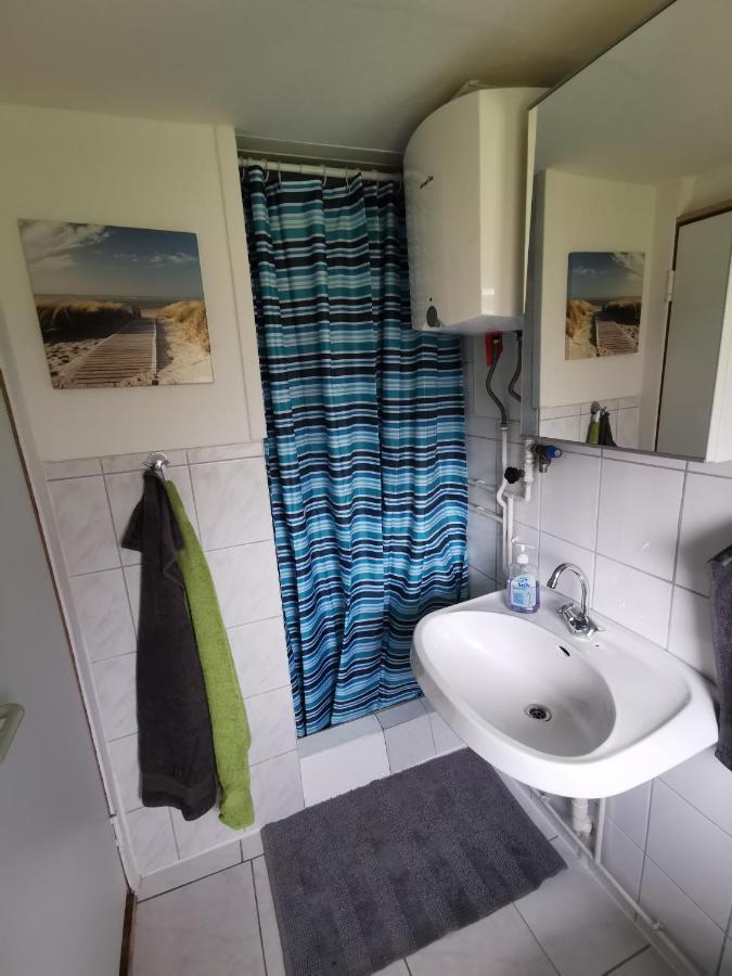 Bungalow Bei Warnemuende Elmenhorst/Lichtenhagen ภายนอก รูปภาพ